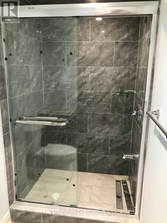 Building Photo - 90 Lloyd Sanderson Dr