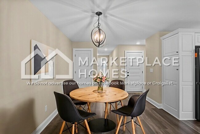 Foto del edificio - 152 Downsbury Rd