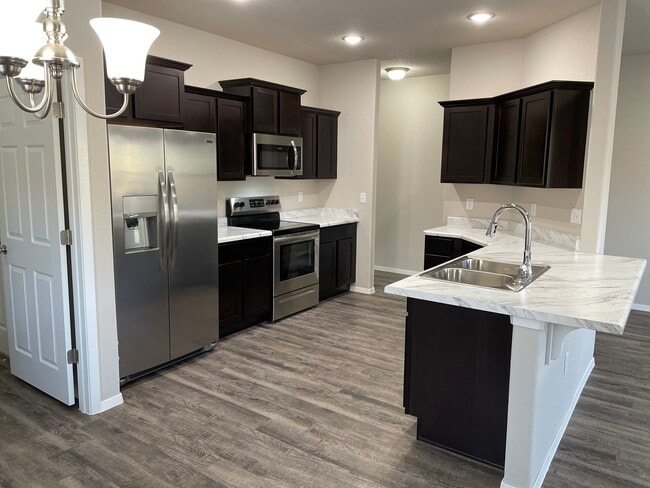 Building Photo - 6900 SW Whitmarsh Rd