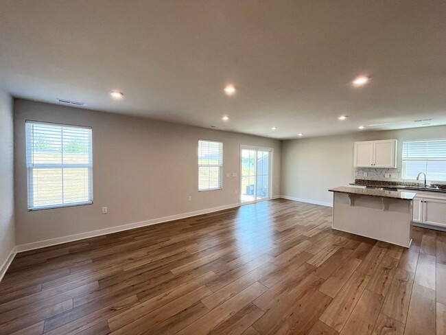 Foto del edificio - Charming 3BD, 2BA Fuquay Varina Home with ...