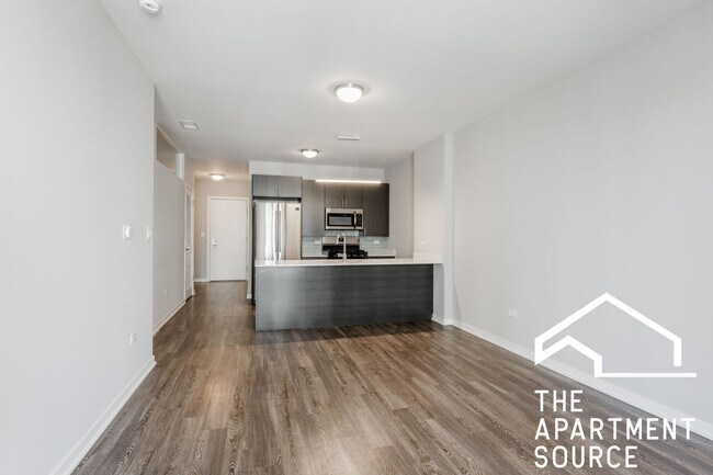 Foto del edificio - 301 W North Ave