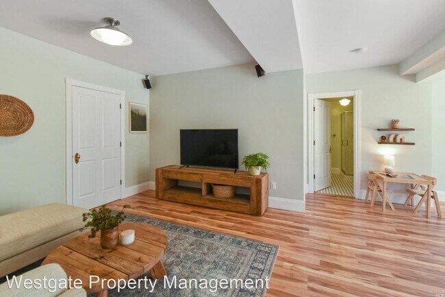 Building Photo - 4 br, 2 bath House - 26 Laurel Avenue
