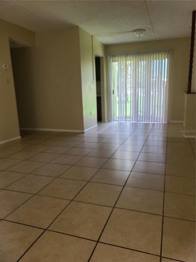 Foto del edificio - 1916 Honour Rd