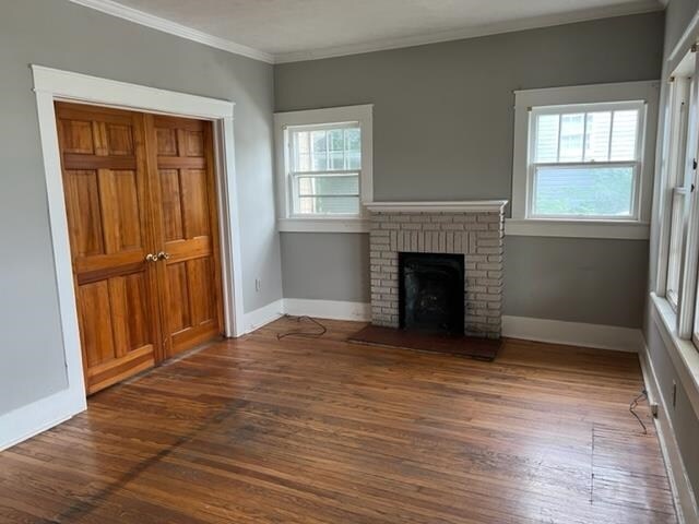 Building Photo - 1048 Elm St