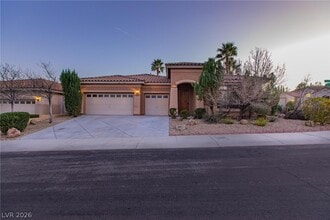 Building Photo - 11425 Rancho Portena Ave