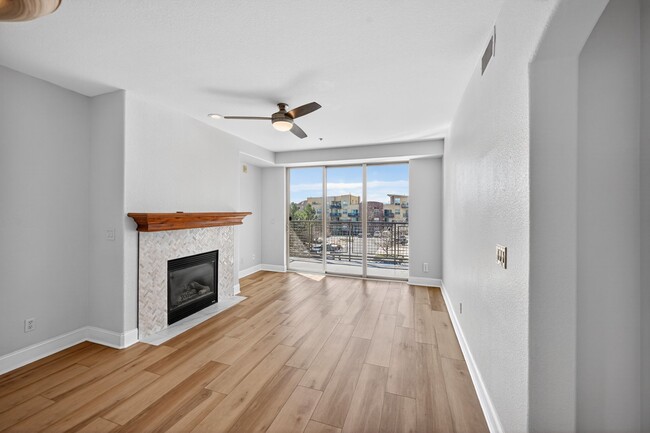 Building Photo - 9079 E Panorama Cir