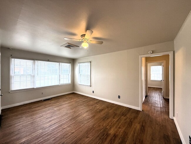 Building Photo - Welcome Home!