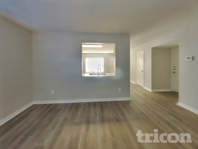 Building Photo - 10170 Paddlefish Creek