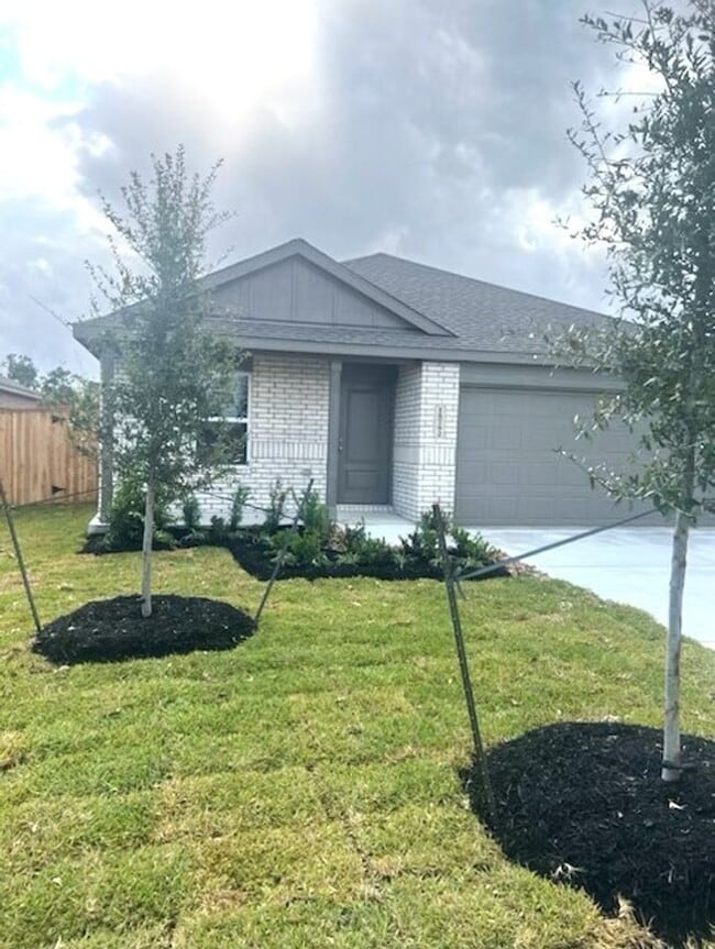 Foto del edificio - Charming 4BR House in New Caney