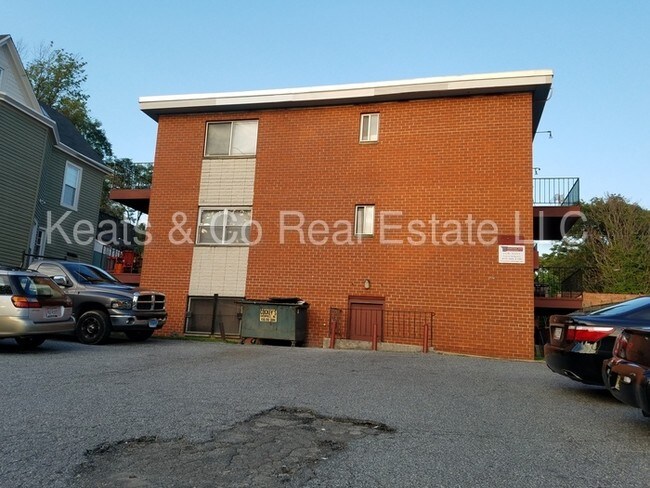 Building Photo - Waverley Studio Apartment Available Now
