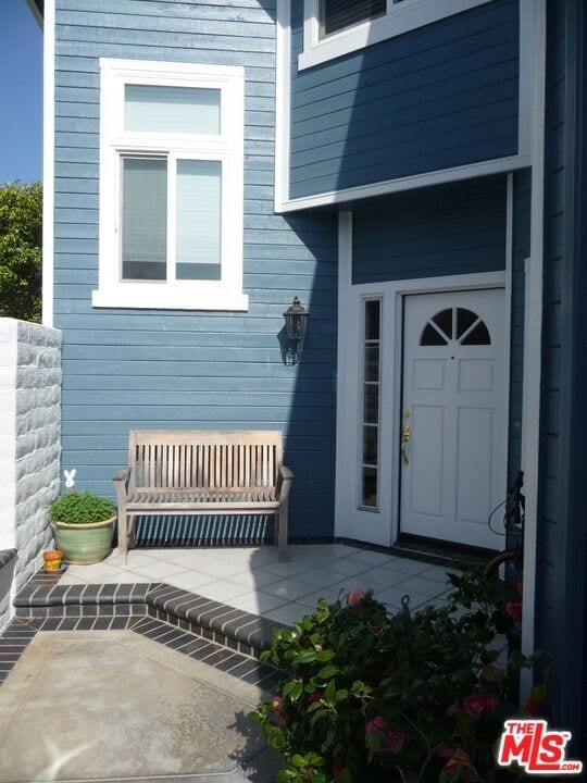 Building Photo - 2730 Point Del Mar