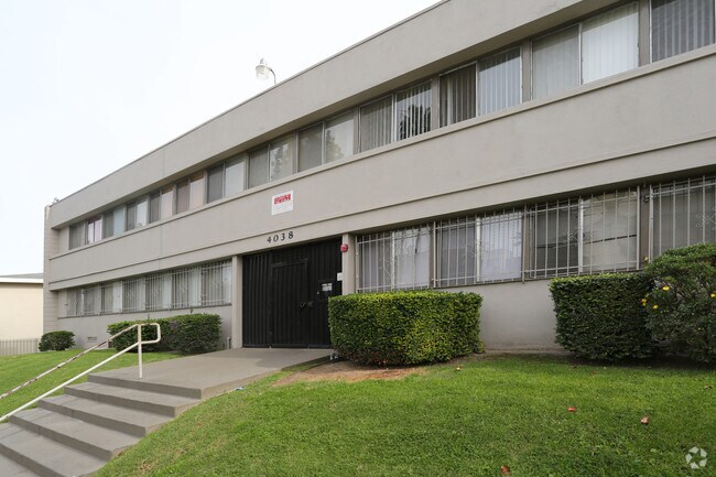 Foto del edificio - 4038 Ursula Ave