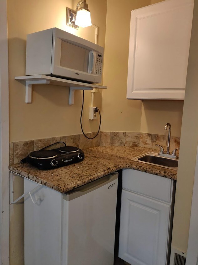 7900 Old York Rd Unit 105A, Elkins Park, PA 19027 Condo for Rent in