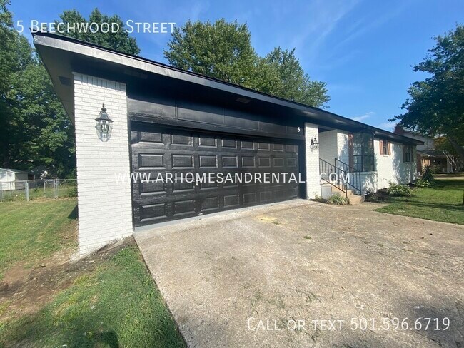 Building Photo - 5 Beechwood Street | $1495 | 3 beds, 2 ful...