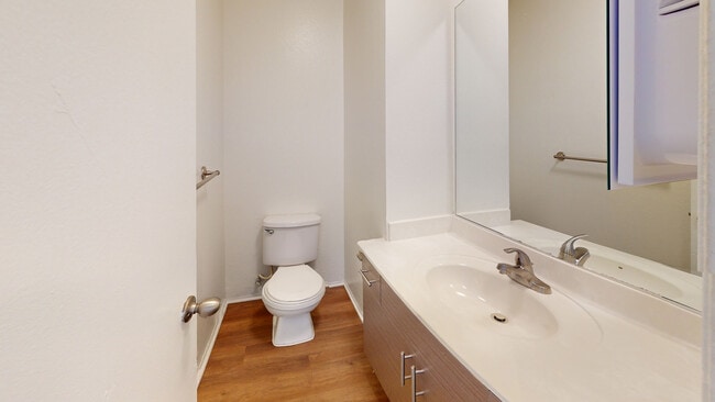 Interior Photo - Harbor at Mesa Verde