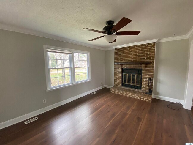 Foto del edificio - 173 Dexter Cir