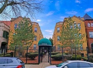 Primary Photo - 4746 S Drexel Blvd