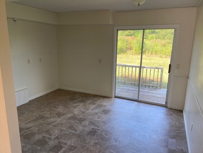 Foto del edificio - 4156 Norman Dr SE
