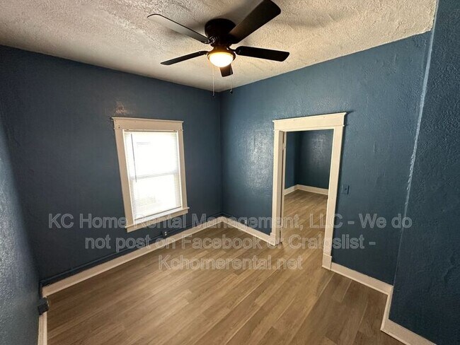 Foto del edificio - 5233 E. 6th St.