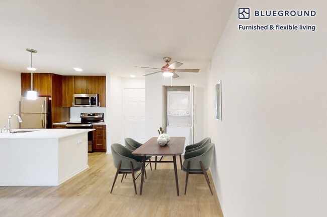 Foto del edificio - 333 1st St