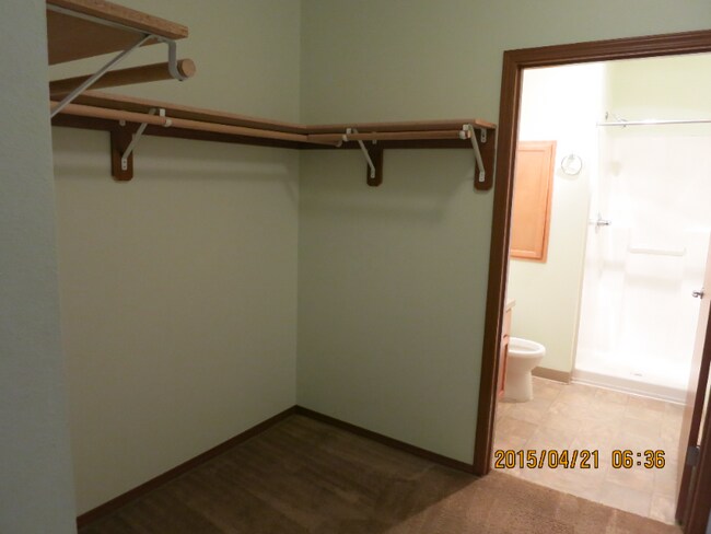 Photo - 12231-12239 SE Bush St Apartment