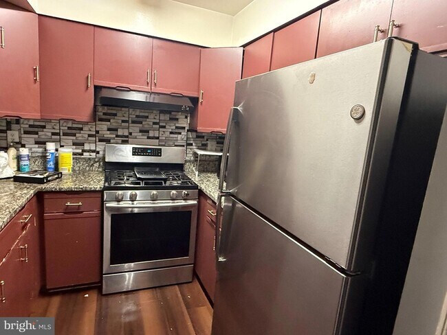 Foto del edificio - 14431 Gringsby Ct