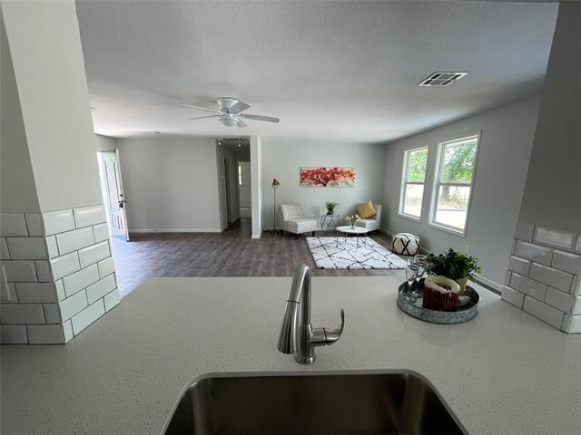 Foto del edificio - 564 Co Rd 3505