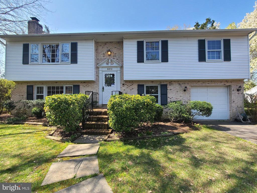 Foto principal - 8812 Danewood Dr