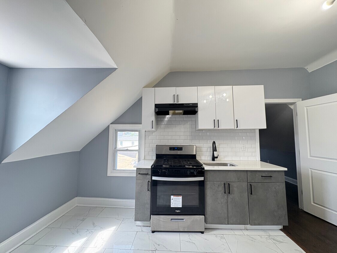 Foto principal - 495 Clinton Ave