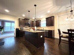 Foto del edificio - 4516 Coldwater St