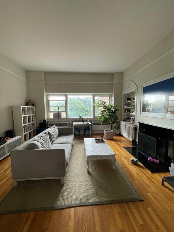 Foto del edificio - 190 Beacon St