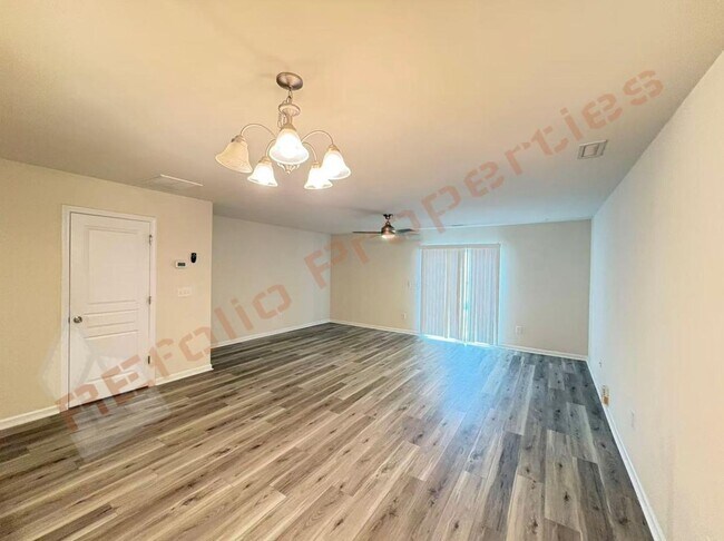 Foto del edificio - 3900 Swinton St