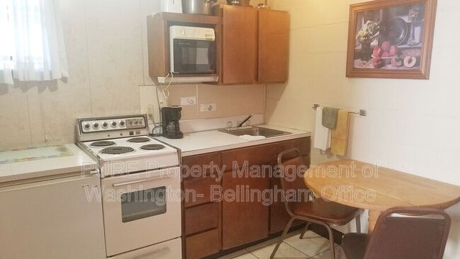 Foto del edificio - 7394 Birch Bay Dr