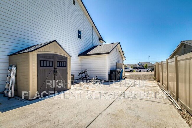 Building Photo - 5117 Lansdale Street