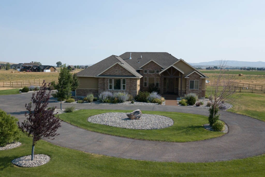 70 Sugar Bars Dr, Cody, WY 82414 House Rental in Cody, WY