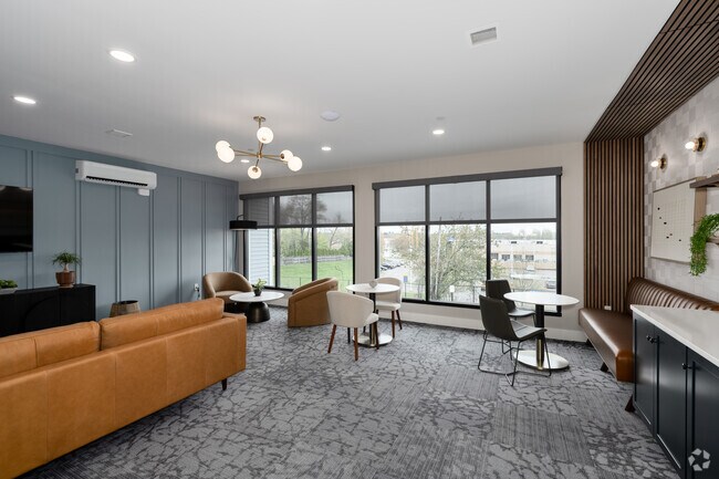 Sala comunitaria - 150 Draper Ave