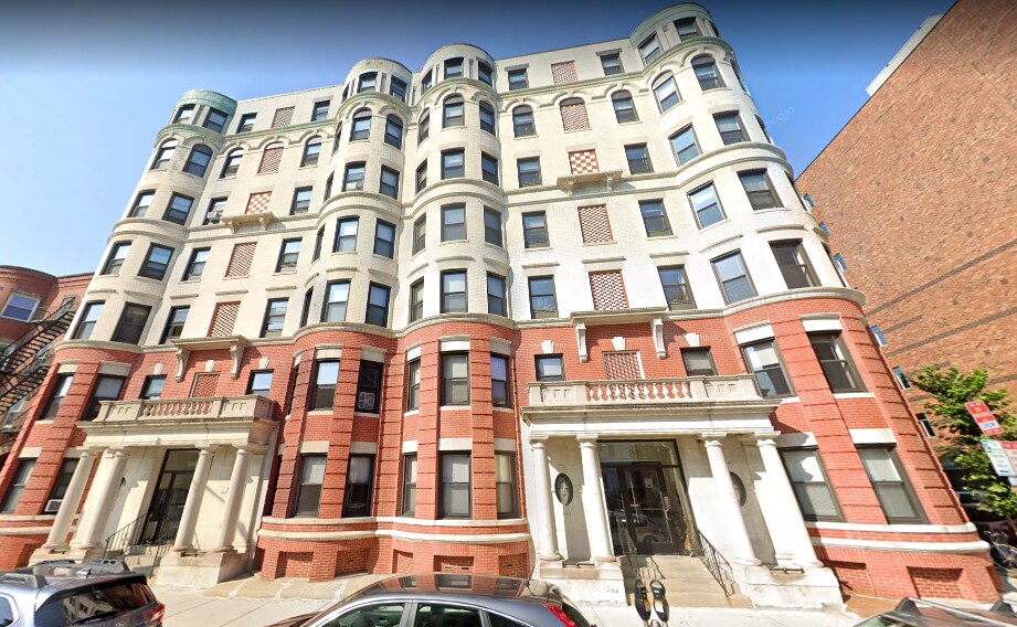 Foto del edificio - 881 Massachusetts Ave