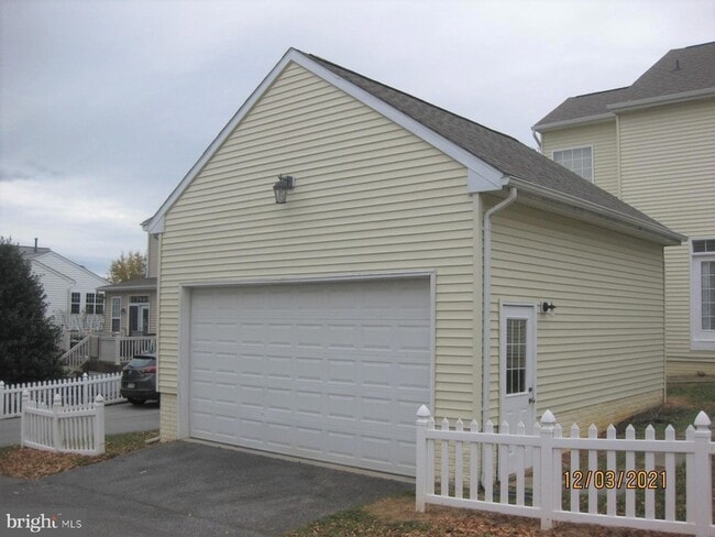 Foto del edificio - 48 Battlefield Dr