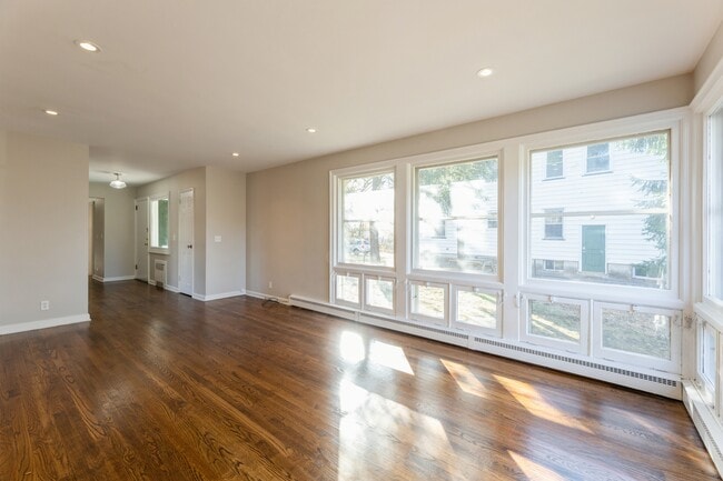 Building Photo - 57 Essex Ave