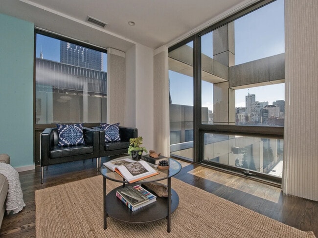 Foto del edificio - 611 Washington St