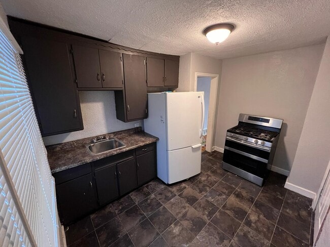 Building Photo - 4756 N 19th Pl