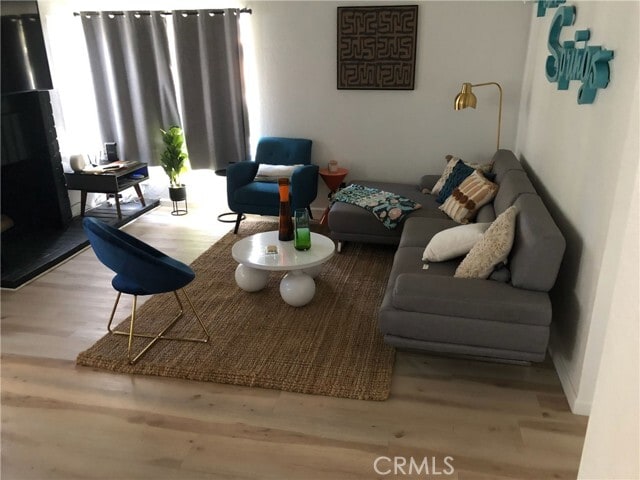 Foto del edificio - 58 Portola Dr