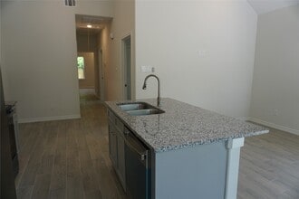 Building Photo - 11652 Vistawood St