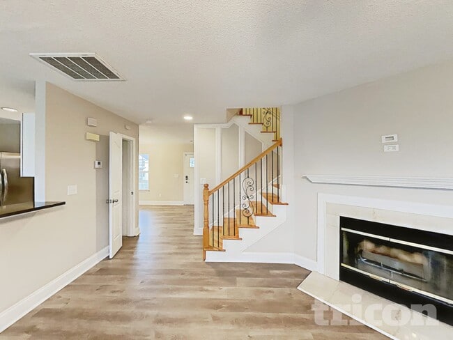 Building Photo - 9316 White Aspen Pl