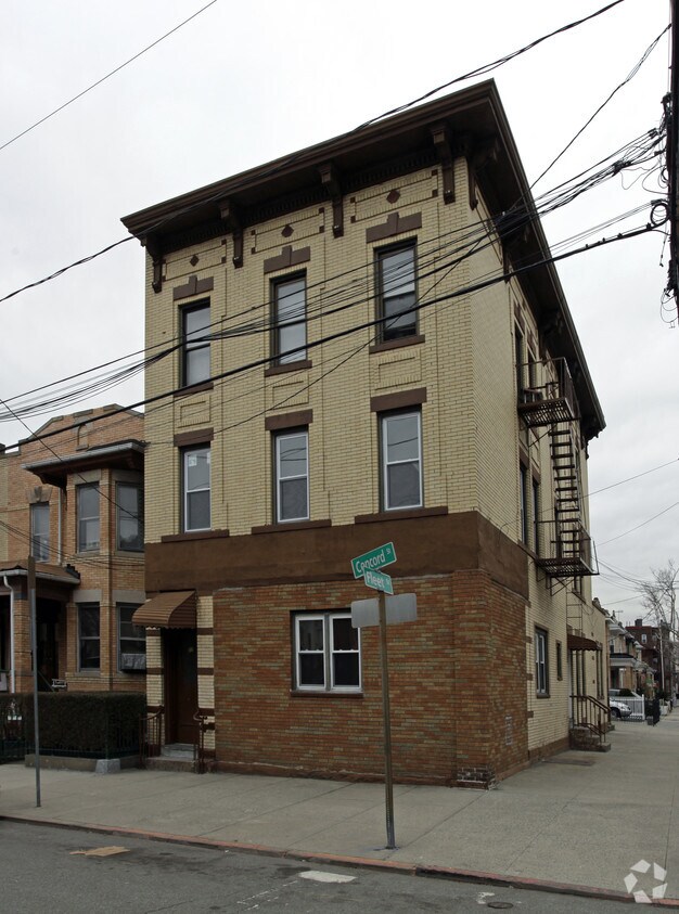 27 Concord St, Jersey City, NJ 07306 27 Concord St Jersey City, NJ