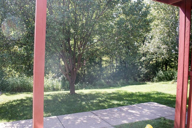Building Photo - 112 Arrowhead Dr
