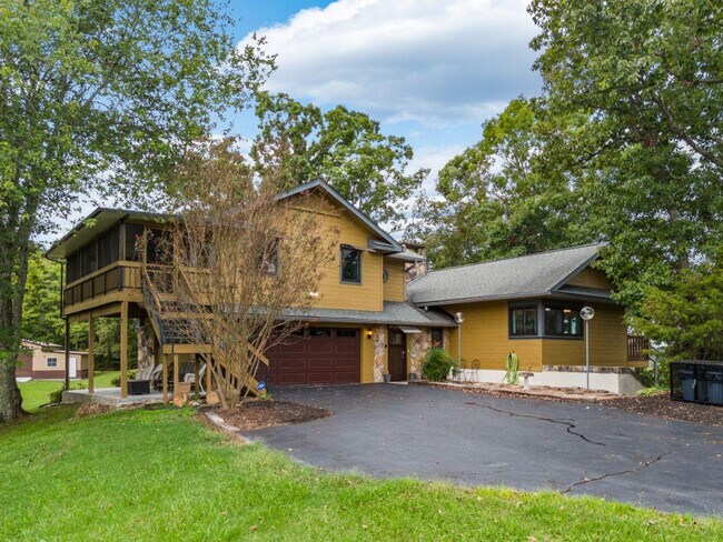 Foto del edificio - 2140 Battle Hill Rd