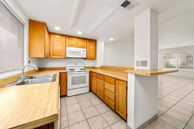 Foto del edificio - 1539 Gustavo St