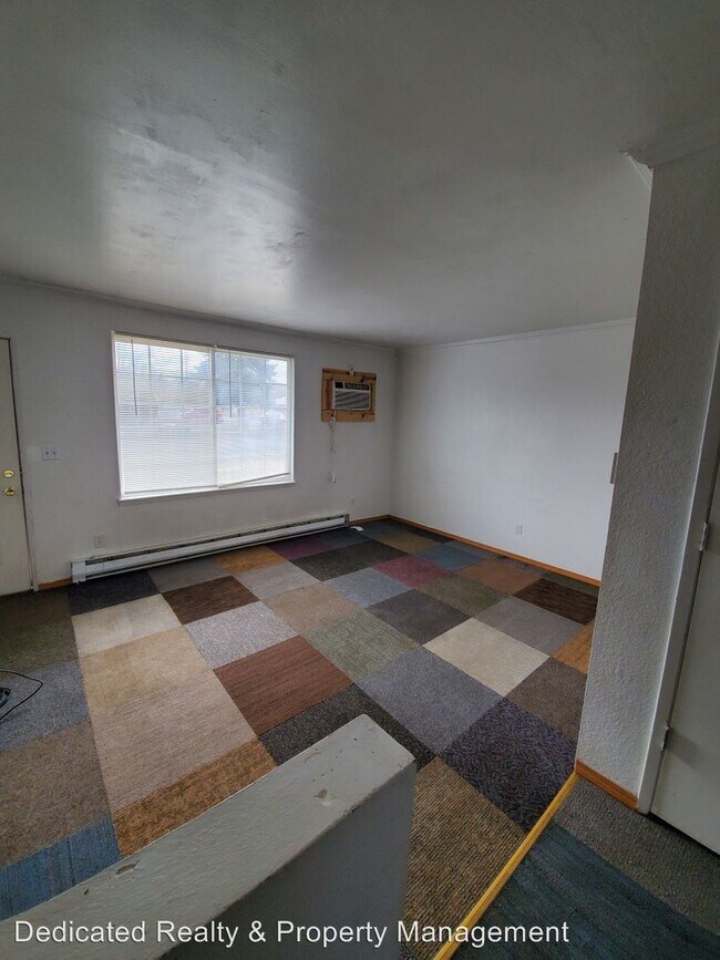 Building Photo - 2 br, 1 bath Apartment - 611 W. King St