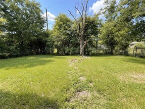Building Photo - 5222 Northridge Dr